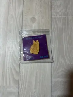 GRAPE BRAIN にぎるちゃんピンバッジ