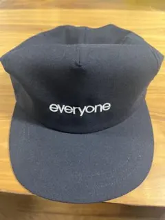 26ss everyone og logo daily cap (BLACK) - メルカリ