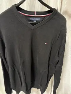 TOMMY HILFIGER ブラック Vネック セーター M