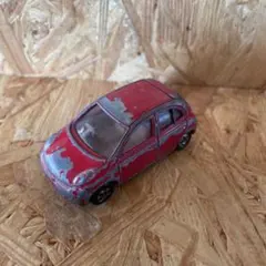 トミカ　レアカラー　日産マーチ　ミニカー