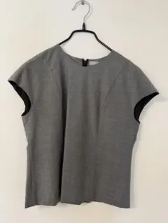 DAMA グレー ノースリーブトップス