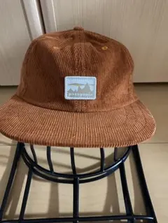 パタゴニア　オレンジ コーデュロイ P刺繍 ハット パタゴニア オレンジ コーデュロイ P刺繍 ハット - メルカリ