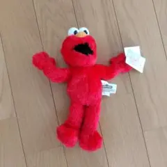 エルモ ぬいぐるみ セサミストリート