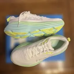HOKA スニーカー　BONDI8 ホワイト/ライムグリーン 未使用品