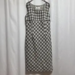 【新品未使用品】a.v.v チェック柄 ノースリーブ ワンピース