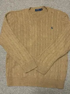 ケーブル ニット