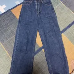 GU ハイウエストルーズストレートジーンズ