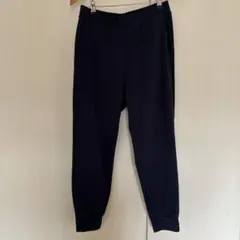 ユニクロ　 ウルトラストレッチアクティブジョガーパンツ　紺　ネイビー　Ｌ