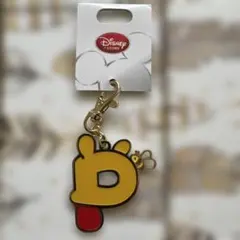 Disney Store くまのプーさん イニシャルキーホルダー Pのサムネイル
