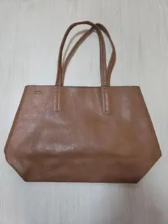 値下げkoos ベージュ 皮革 トートバッグ - メルカリ