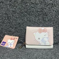 신품 산리오 ハローキティ 三つ折り財布 ピンク
