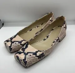 ▼BOTTEGA VENETA スクエアトゥ パンプス　パイソン　シューズのサムネイル