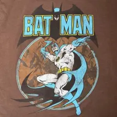 BATMAN　DC COMICS　Tシャツ　アメコミ　オフィシャル　ダークナイト