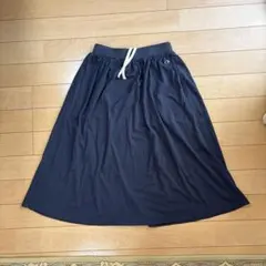 Champion ゆったりロングスカート 薄手スウェット素材ネイビー Mサイズのサムネイル