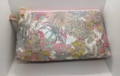 花柄ポーチ 「リバティプリント」ハンドメイド