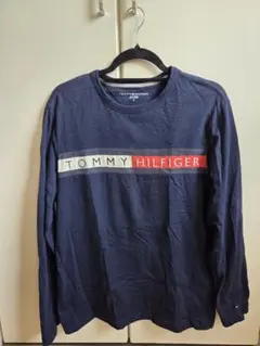 TOMMY HILFIGER ネイビー 長袖Tシャツ