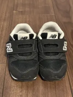 New Balance ブラック スニーカーのサムネイル