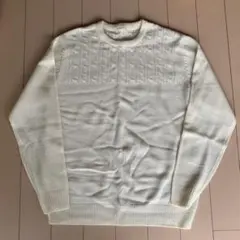 GU クルーネックニット ホワイト