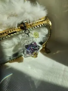 シャカシャカ シェイカー キーホルダー 星 スター 透明 紫 ミニサイズ