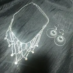 ネックレス＆イヤリング