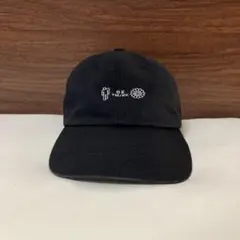 UNIQLO　ビリー・アイリッシュ × 村上隆 キャップ 黒