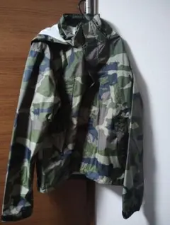美品　コロンビア　迷彩マウンテンパーカー