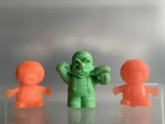 ファミコン　スーパーマリオ　任天堂　消しゴム　マリオ　キノピオ　畜光　昭和のサムネイル