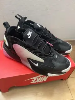 Nike ウィメンズ ズーム 2k