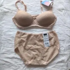 Taichi ベージュ ブラジャーショーツセット Mサイズ