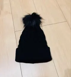 ブラック ケーブル編み ニット帽 ファー付き