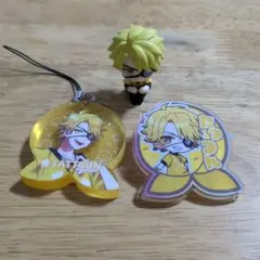 ガチャガチャ カラフルピーチ たっつんアクリルキーホルダーとフィギュアセット