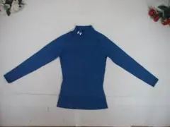 95004 アンダーアーマー　ハイネック長袖カットソー　青　MD