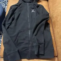 Air Jordan 黒 フルジップパーカー　黒　140〜150