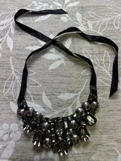 ビーズ装飾ネックレス ブラック