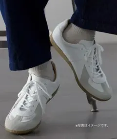 Item thumbnail for item 1e04db4b-82e5-46f2-b51f-41aefc10ed24