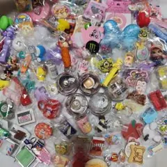 超大量　食品　お菓子　キャラクター　カプセルトイ 　ガチャ　お買い得120点以上