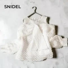 【新品タグ付】SNIDEL リボンモチーフブラウス オープンショルダー 白のサムネイル