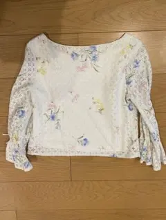 ウィルセレクション♡花柄レースフレア袖トップス
