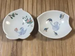 中古品 深川製磁 魚彫刻 足付皿 魚型 三つ足 2匹 - メルカリ