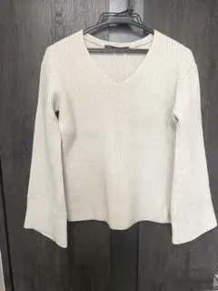 スピックアンドスパン　Spick&Span ウール　　　　ニット　Vネック