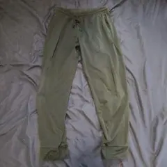 ユニクロ ウルトラストレッチアクティブジョガーパンツ　黒Mサイズ