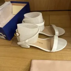 STUART WEITZMAN サンダル ホワイトのサムネイル