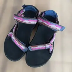 Teva サンダル ストライプ柄　21