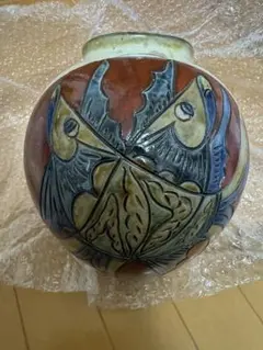 壺屋焼 赤絵魚紋壺 伝統工芸 花瓶 沖縄 やちむん 陶芸 壺 - メルカリ