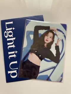 【匿名配送】NiziUラントレ「Light it Up」マコ