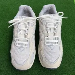 ニューバランス　NB725 レディース　25.5 やぶれあり