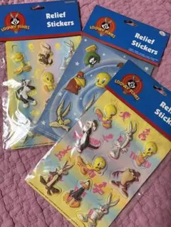 ルーニーテューンズ　レリーフステッカー　3種類 バックスバニー　シルベスター