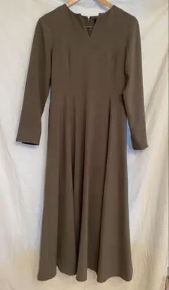 ROSSO Vネック ロングワンピース【値下げ】