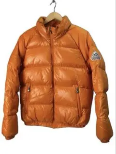 オレンジ ダウンジャケット