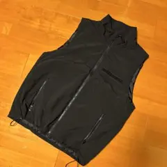 kutir ブラック ベスト